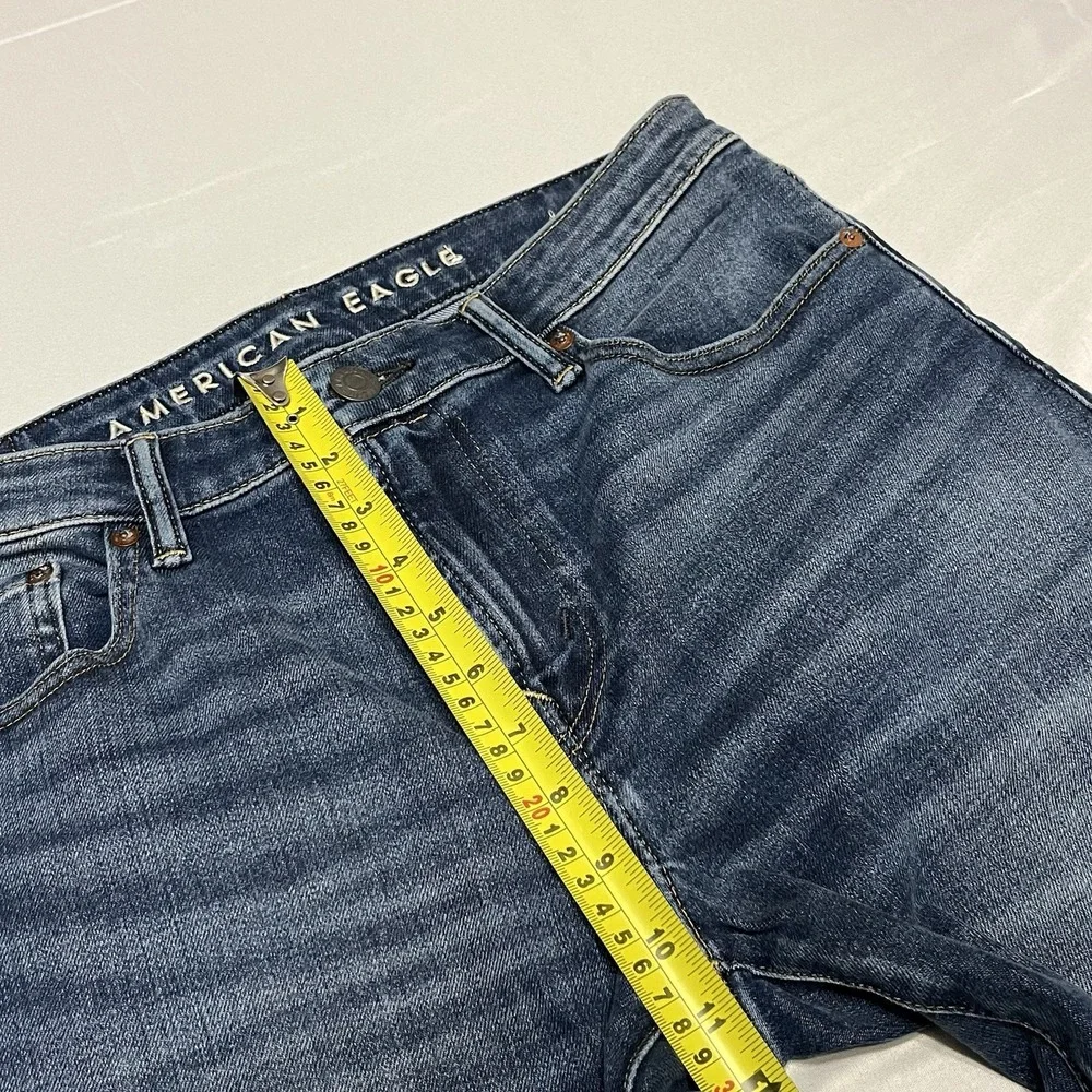 American Eagle Jeans Mens Size 32x32 Original Boot Cut Blue Denim Western Y2K